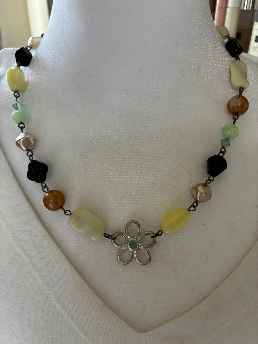 Sabika Floral Multicolor Beaded Necklace